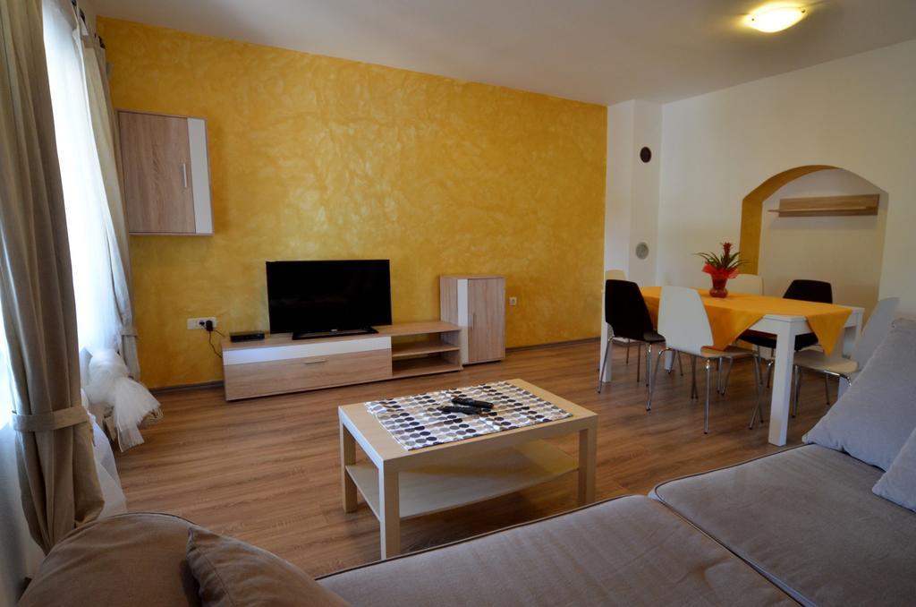 Villa Vanessa House